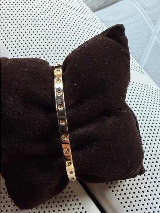 Roberto Coin Symphony Pois Moi Oval Bracelet 18k Yellow Gold (Retails $6600) - Picture 9 of 16